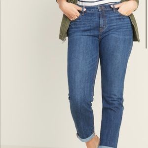 Old Navy Mid Rise Boyfriend Jeans